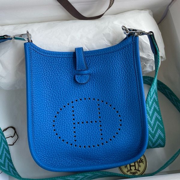 Evelyne bag replica 2025