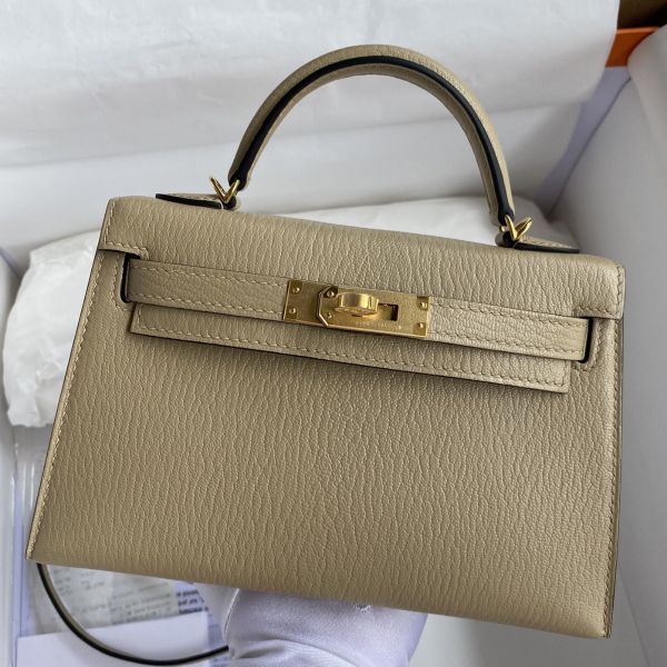 Replica Hermes Kelly Mini II Sellier Handmade Bag In Trench Chevre Mysore Leather
