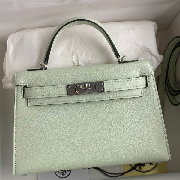 Replica Hermes Kelly Mini II Sellier Handmade Bag In Vert Fizz Chevre Mysore Leather