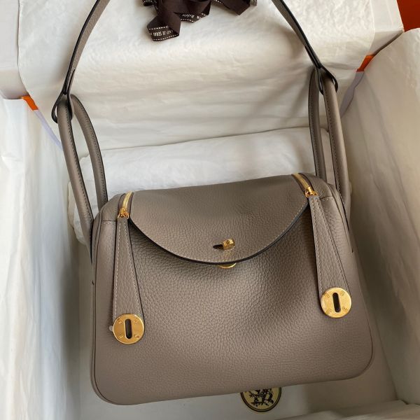 Lindy 26 bag clearance