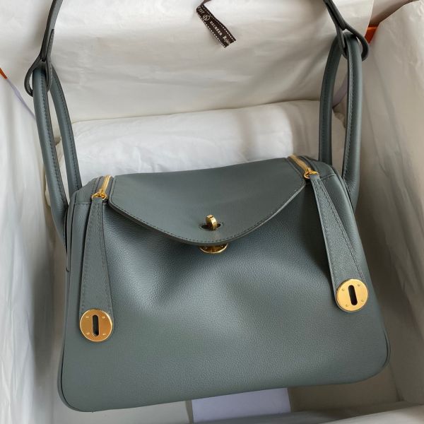 Replica Hermes Lindy 26 Handmade Bag In Vert Amande Evercolor Leather