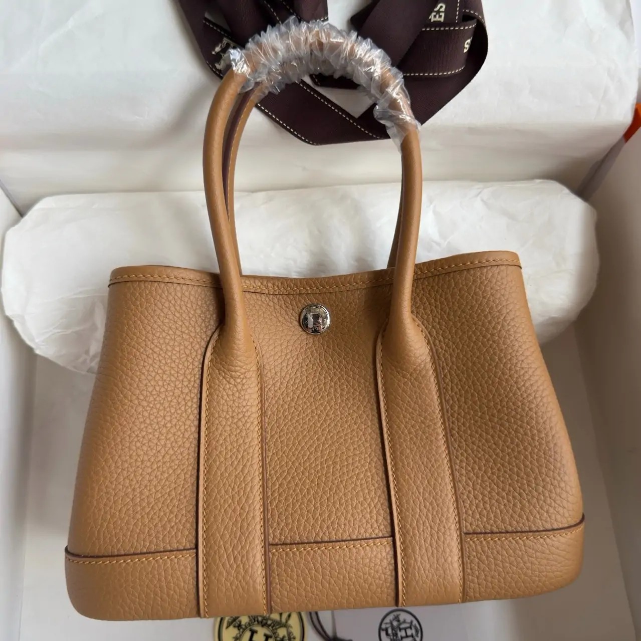 Hermes Neo Garden Party 23 Handmade Bag in Biscuit Clemence Leather