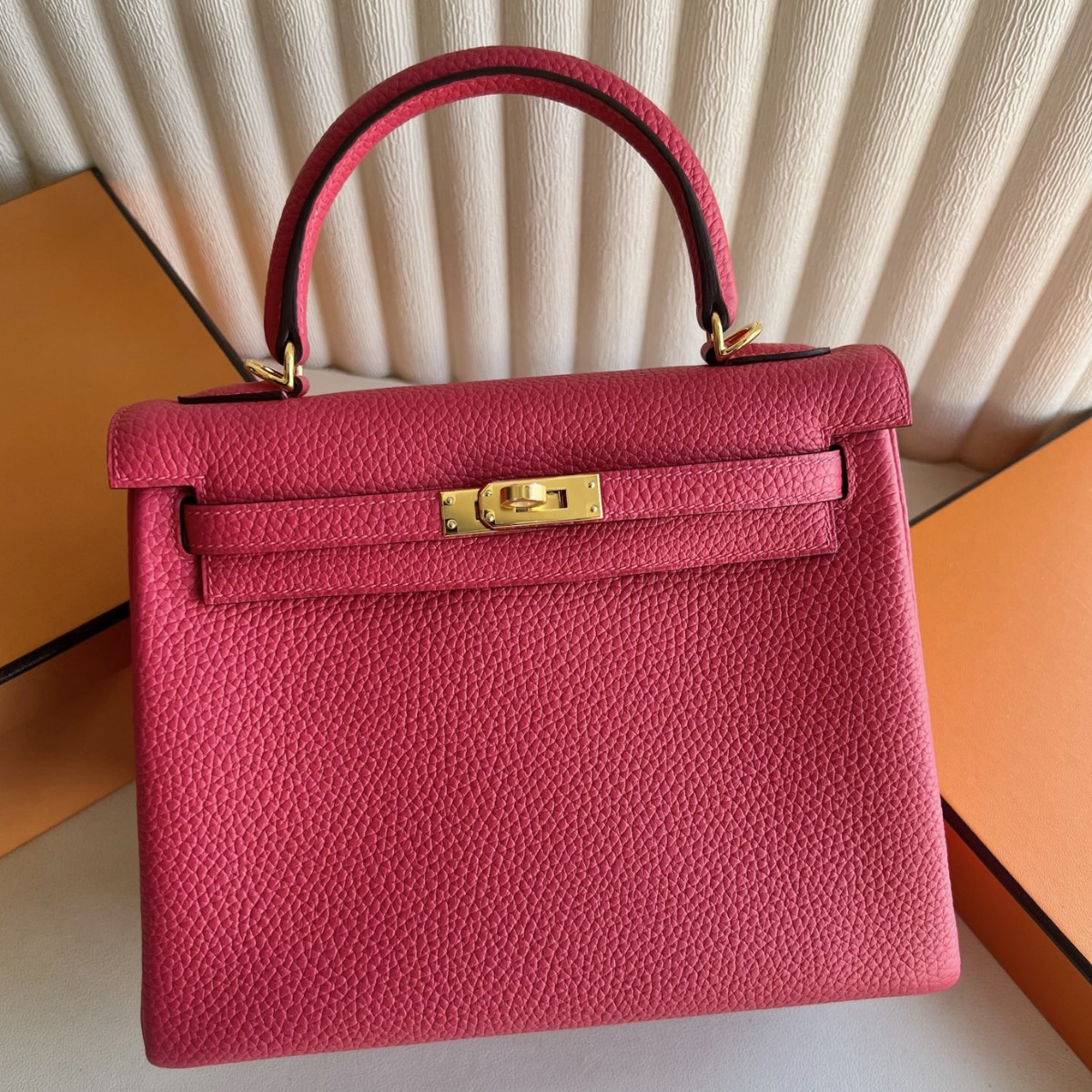 Hermes Kelly Retourne 25 Handmade Bag in Rose Extreme Clemence Leather