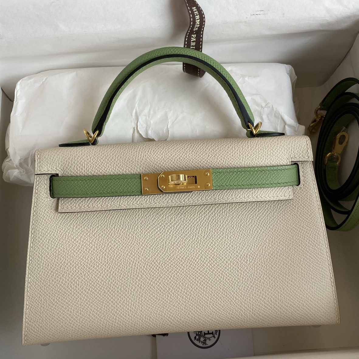 Hermes Kelly Mini II Sellier Bicolor Handmade Bag in Craie and Vert Criquet Epsom Calfskin