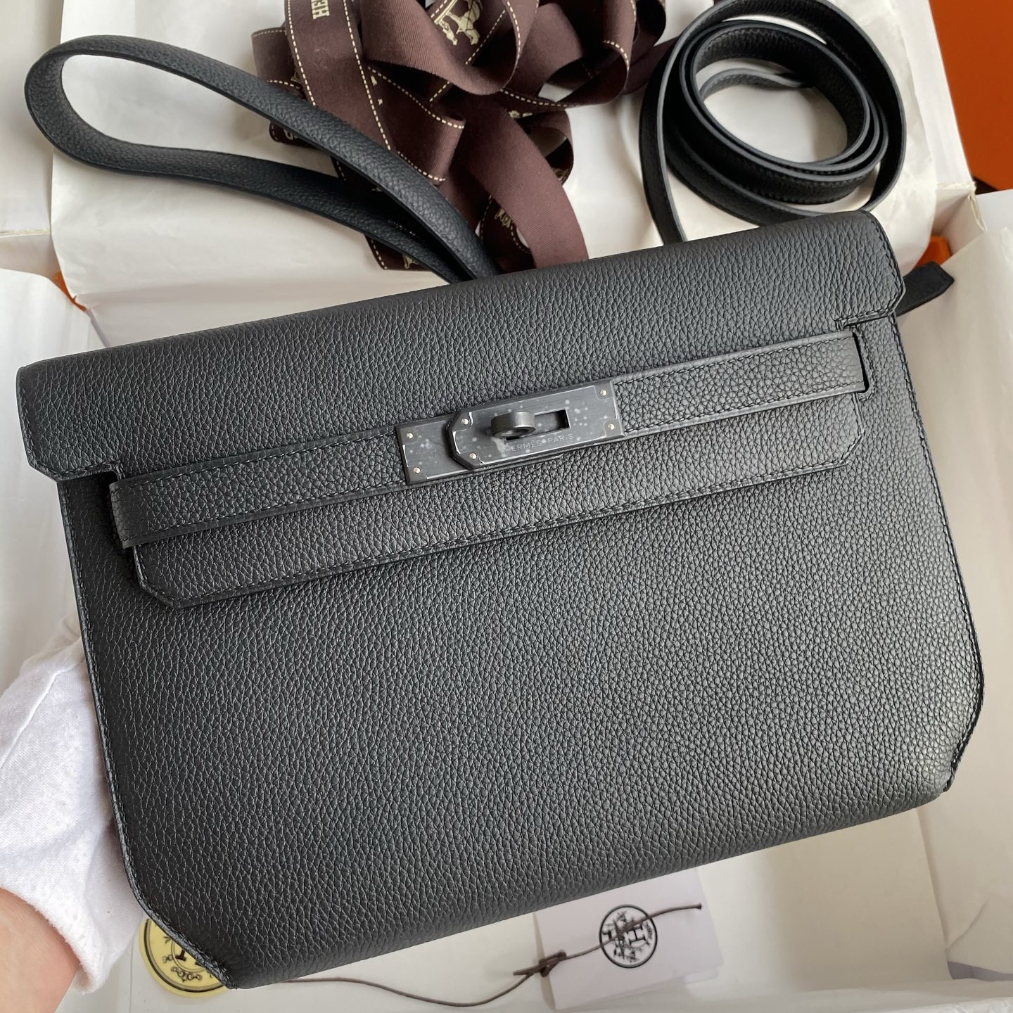 Hermes Kelly Depeches 25 Monochrome Pouch in Black Clemence Leather