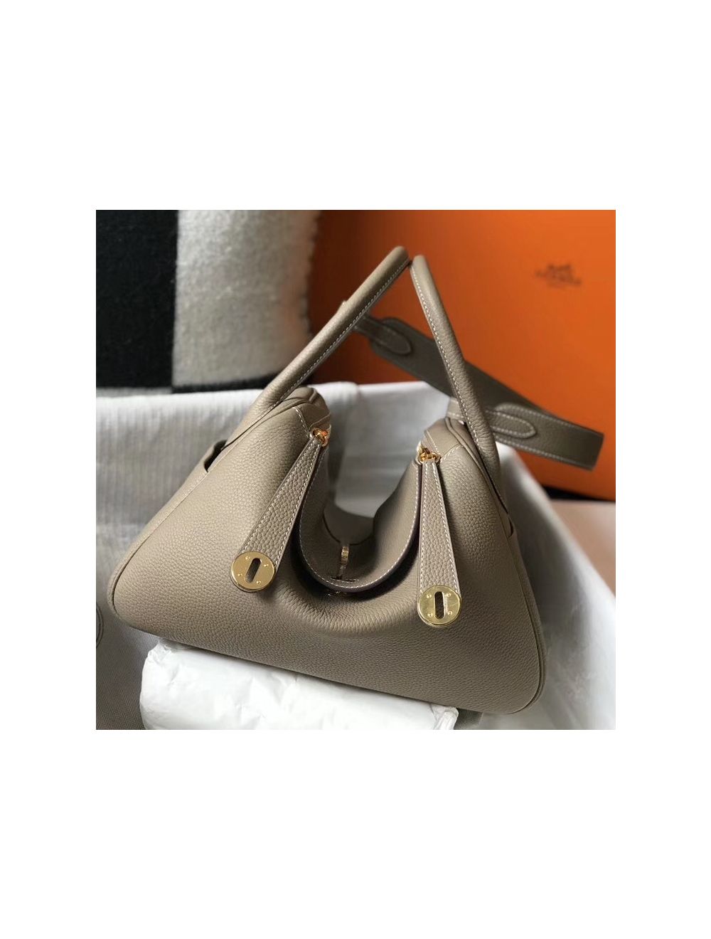 Hermès Lindy 30 Etain Clemence GHW from 100% authentic materials!
