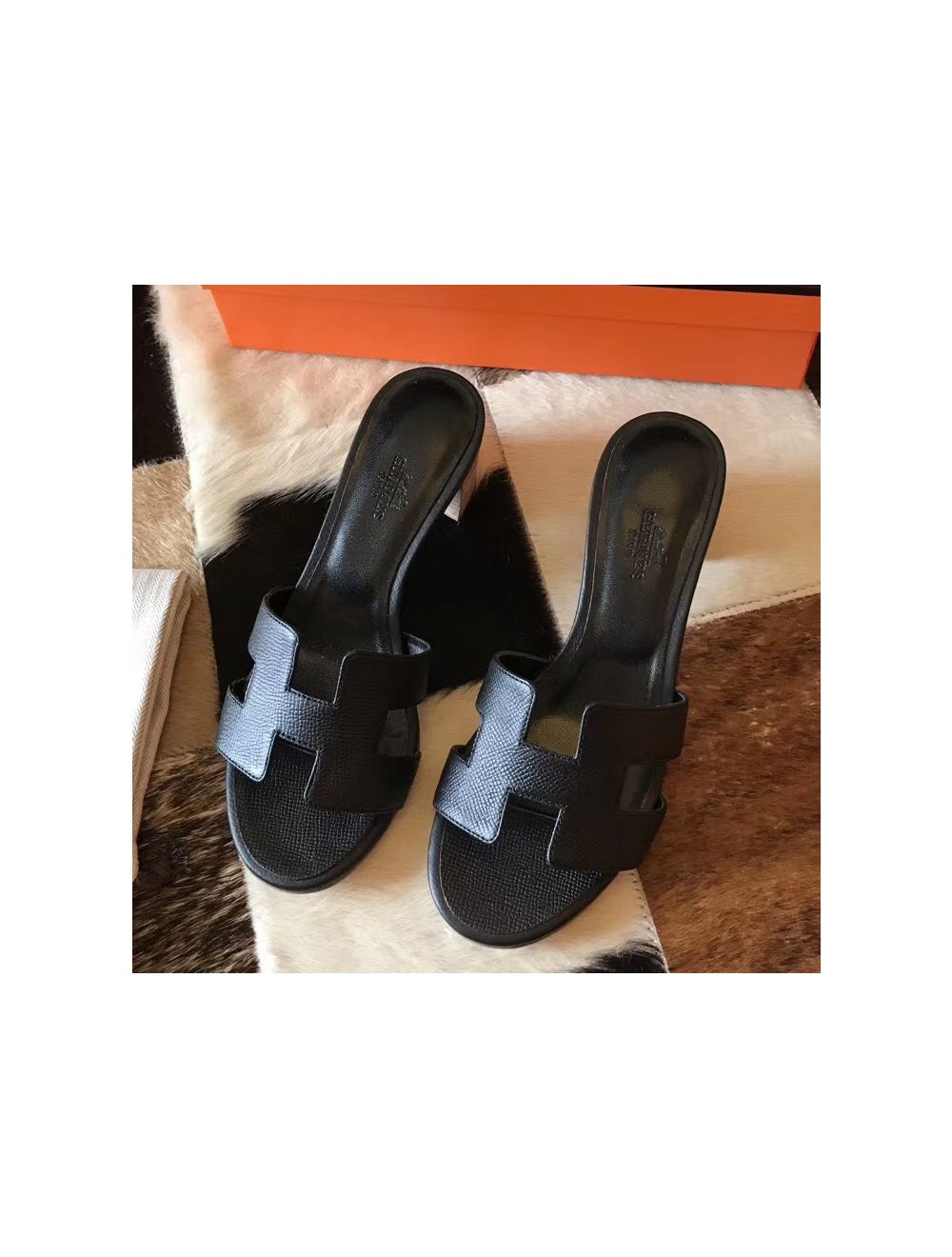 Replica Hermes Oasis Sandals In Black Epsom Leather