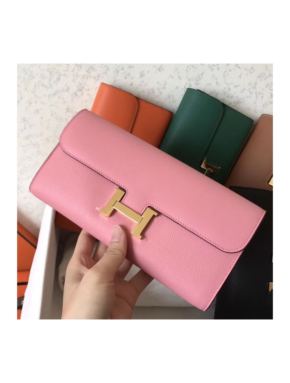 Constance leather handbag Hermès Pink in Leather - 33244533
