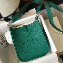 Hermès Hermes Evelyne Mini bag Green Leather ref.585290 - Joli Closet