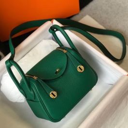 Lindy leather handbag Hermès Green in Leather - 34824434