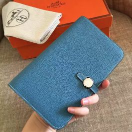 HERMES Dogon Compact Bicolor wallet Purse Swift leather Blue du nord,   in 2023