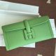 Hermes Jige Elan 29 Clutch Bag In Vert Criquet Epsom Leather